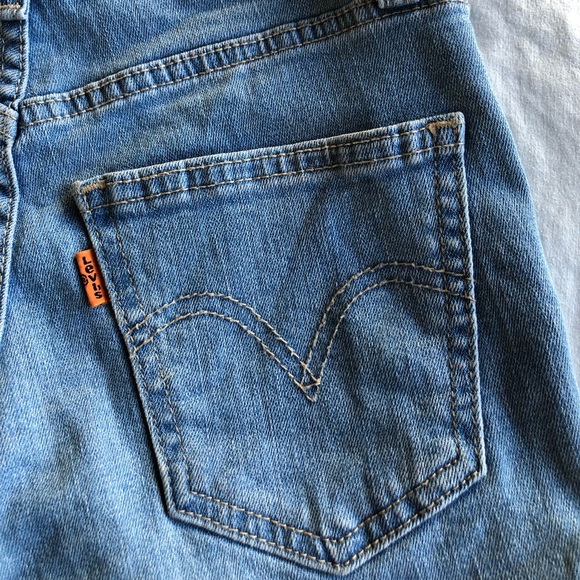 Levi High Waisted Shorts Size 24/00/0 - Picture 3 of 4